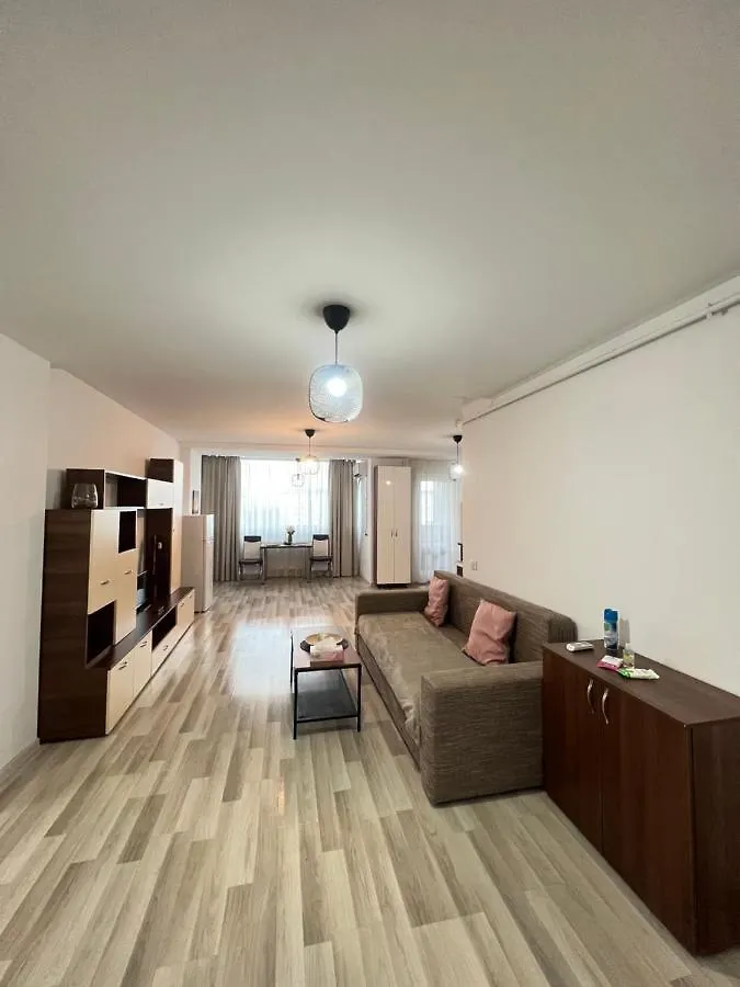 Apartament 3 Camere location